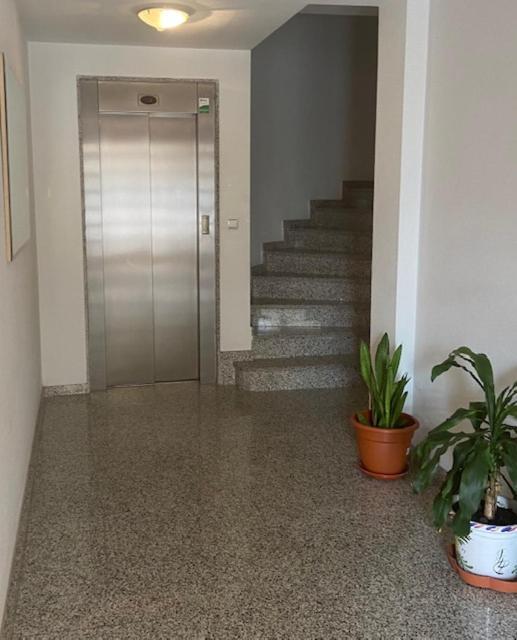 Céntrico apartamento con todo a estrenar en la playa Santa Pola Extérieur photo